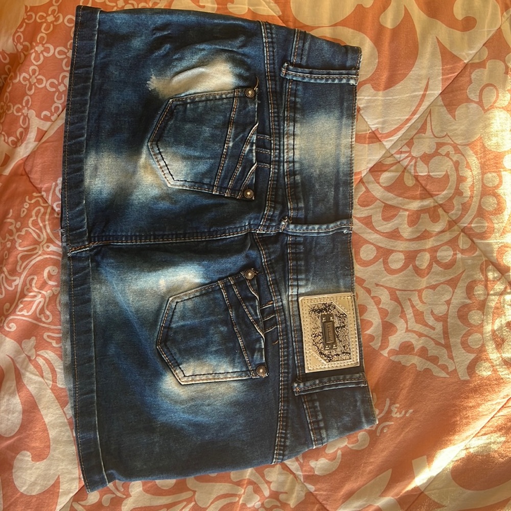 woman's skirt